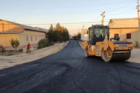 10 миллионнан аслам даўыс, 2000 ға шамалас жеңимпаз жойбар