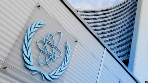 Ӯзбекистон ба сохтмони нахустин нерӯгоҳи атомии худ омода аст