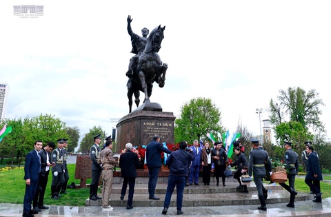 Sohibqiron yodi, ibrati hamisha qalbimizda