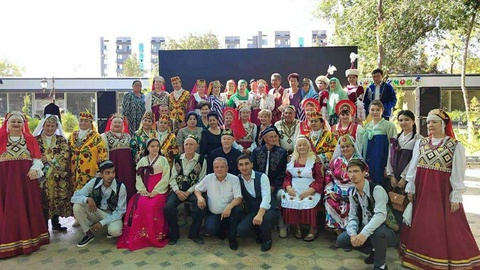 В городе Навои прошел фестиваль дружбы