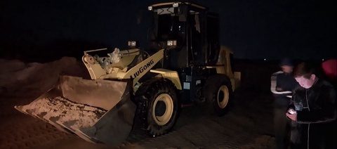 “Сурхон“ дарёсидан ноқонуний қуш-шағал қазиб олаётганлар жазосиз қолмади