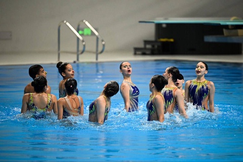 В Ташкенте стартовал международный турнир по синхронному плаванию «Сув париси»