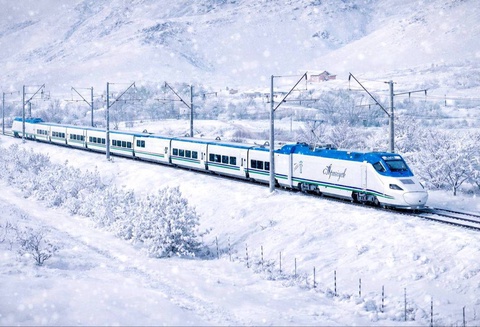 В преддверии новогодних праздников между Ташкентом и Самаркандом будут курсировать дополнительные поезда «Афросиаб»