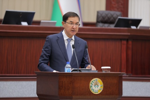 Давлат бюджетининг 2025 йил биринчи ярим йилликдаги ижроси кўриб чиқилди