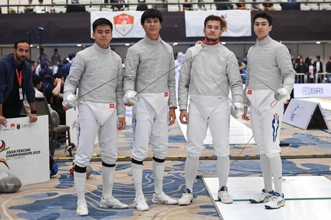 Узбекистанские саблисты завоевали бронзу на чемпионате Азии в командных соревнованиях