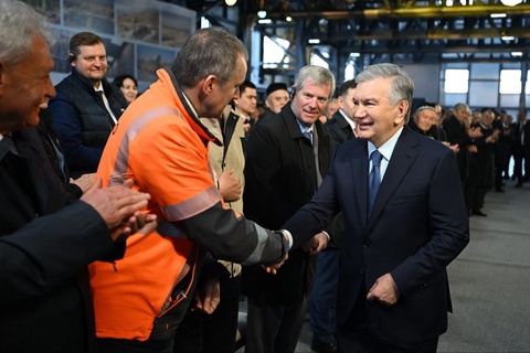 Олмалиқда янги мис бойитиш фабрикасининг биринчи навбати ишга тушди