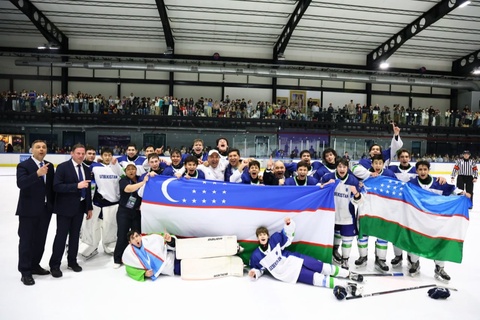 Хоккейшилеримизден тарийхый жеңис