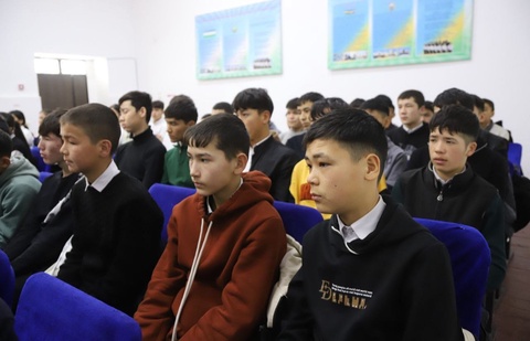 Жаслар турмыста дурыс жолды таңлаўы керек