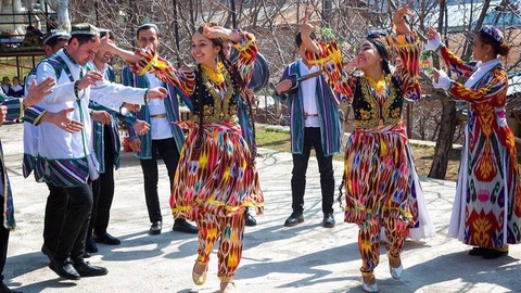 Сколько дней отдохнут узбекистанцы в марте?