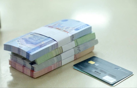 В Узбекистане утвержден порядок оплаты труда работников техникумов с международными образовательными программами