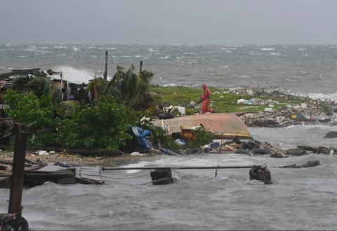 АР:  “Мелисса” тўфони оқибатида камида етти киши ҳалок бўлди