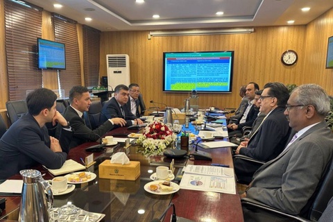 Karachi portida Oʻzbekiston omborlari tashkil etiladi