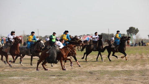 Халқаро улоқ-кўпкари мусобақаси қизғин давом этмоқда