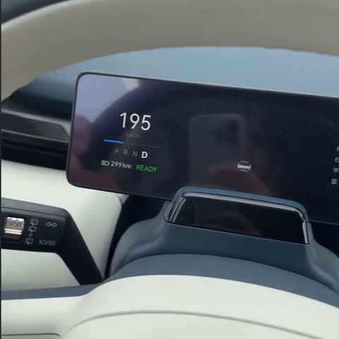 Жаҳонгир Отажонов ўз автомобилида 195 км/соат тезликда ҳаракатланди