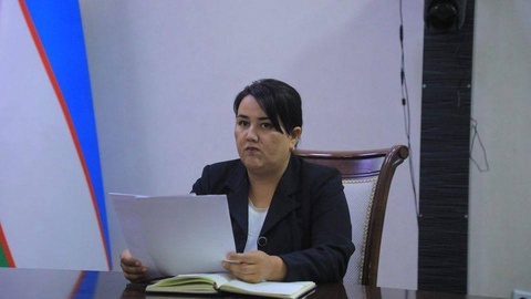 Sariosiyo hokimi oʻrinbosari mahalla faollarini paxta terimiga majburlagani uchun jazolandi