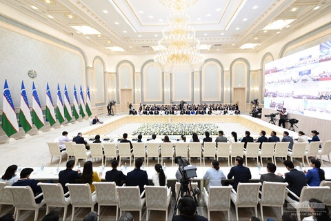 Investitsiya vazirligi huzuridagi Yoshlar tadbirkorligi jamgʻarmasi Yoshlar agentligiga oʻtkaziladi