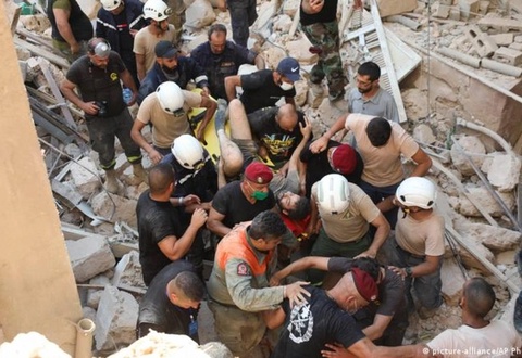 Ливанда беш қаватли бинонинг қулаб тушиши оқибатида олти киши ҳалок бўлди