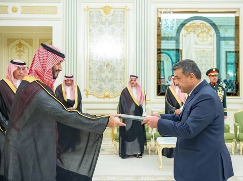 The Ambassador of Uzbekistan presented his credentials to the Crown Prince of Saudi Arabia