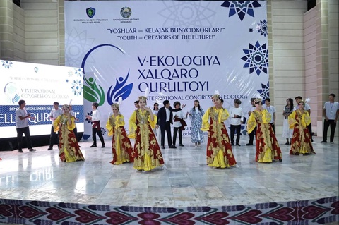 В Шахрисабзе стартовал V Международный экологический съезд «Молодежь - строители будущего»