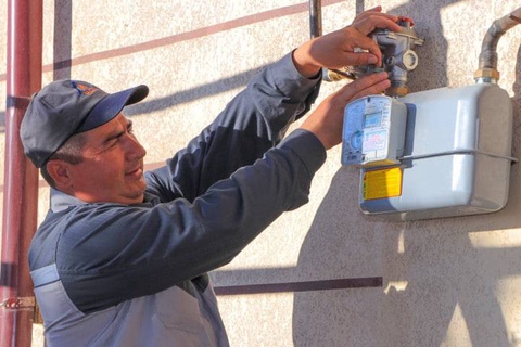 Дар Ӯзбекистон барои истифодаи ғайриқонунии манбаъҳои энергия ва осебрасонӣ ба дастгоҳҳои ҳисобкунак мукин аст то 5 соли аз озодӣ маҳрум карда шавад