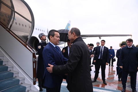 Қазақстан Премьер-Министрі Әлихан Смайылов Ташкентке келді