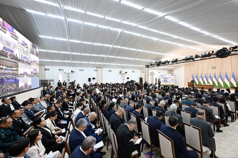 Техникумлардаги хорижий тиллар учун ажратилган соатлар 4 карра кўпайтирилади