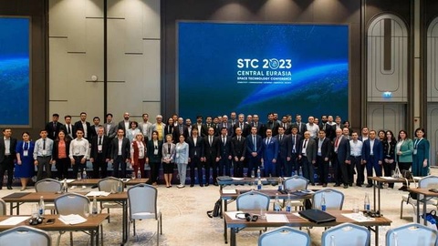 Ӯзбекистон моҳвораи худии илмию таълимии "CubeSat"-ро ба кайҳон сар медиҳад