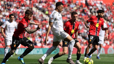 «Барселона» победила «Атлетико» в Мадриде и оторвалась от «Реала»