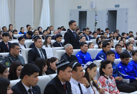 Президентимизнинг ёшлар билан мулоқоти талабаларни янги марралар сари руҳлантирмоқда