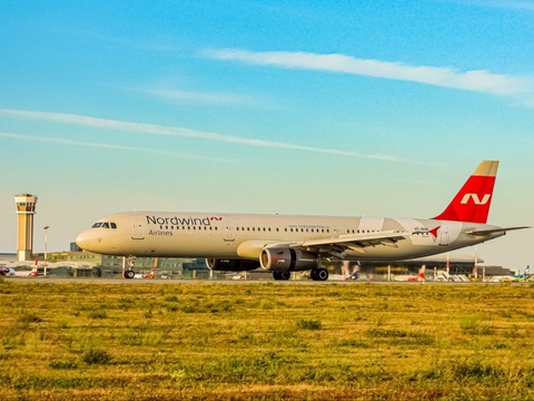 Yana bir aviatashuvchi Toshkent va Qozon shaharlarini to‘g‘ridan-to‘g‘ri havo qatnovi bilan bog‘laydi