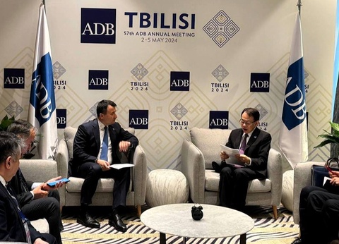 Ўзбекистон ва Осиё тараққиёт банки 3,5 млрд долларлик меморандум имзолади