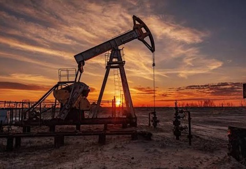 Нефть нархи бир баррель учун 100 доллардан ошди