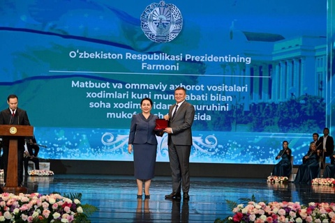 Sherzod Asadov “Oltin qalam” tanlovining taqdirlash marosimida qatnashdi