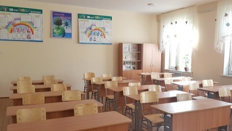 Навоийда ўқитувчиларни "Open budjet"га овоз тўплашга мажбурлаган мактаб директори жазоланди