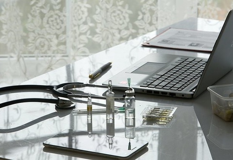 Mirror: Cough that persists for three weeks may be a symptom of cancer