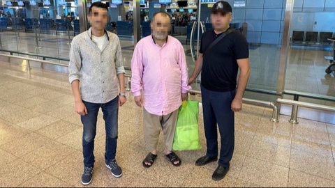 Интерпол қидирувига берилган жиноятчи Мисрдан Ўзбекистонга экстрадиция қилинди
