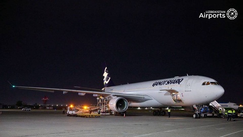 A new Qanot Sharq airline aircraft was met at Tashkent airport