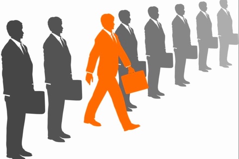 12 та давлат бошқаруви органлари фаолияти тугатилади 