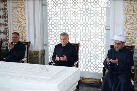 Birinchi Prezident maqbarasi ziyorat qilindi