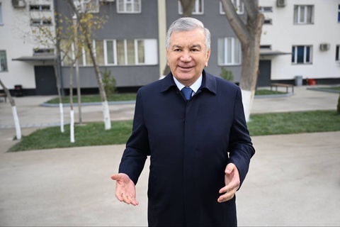 Президент бо корҳои созандаи маҳалла шинос шуд