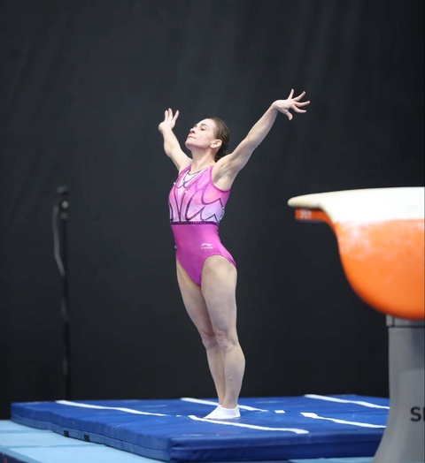 Оксана Чусовитина и Абдулазиз Мирвалиев вышли в финал Кубка мира по спортивной гимнастике