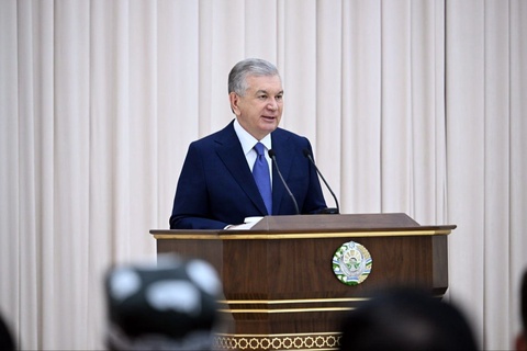 "Хорезм - даңқлы тарийхымыз бенен жаңа реформаларымыз тутасқан кесилиспе" - Шавкат Мирзиёев