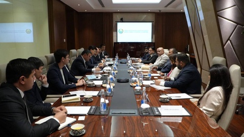 Узбекистан и индийская компания Adani Group обсудили развитие энергетического сотрудничества