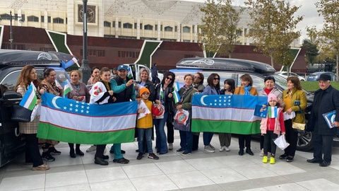 Дар Озарбойҷон салоҳияти сайёҳии Ўзбекистон пеш бурда мешавад