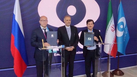 Eron va Rossiya 25 milliard dollarlik AES qurish bo'yicha kelishuv imzoladi