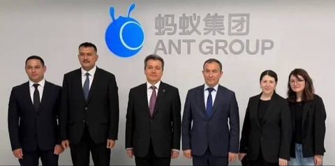 Обсуждены перспективы сотрудничества с китайской компанией Ant Group в сфере развития искусственного интеллекта в Узбекистане
