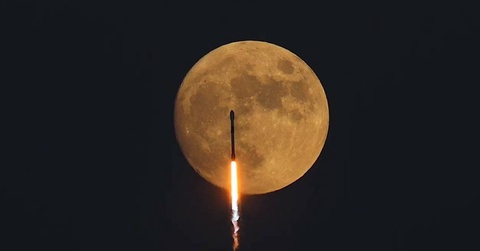 Ученые готовятся наблюдать искусственное столкновение ракеты с Луной