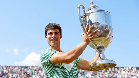 Испаниялик теннисчи Карлос Алькарас яна дунёнинг биринчи ракеткасига айланди