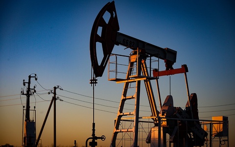 Дунёда нефть нархлари пасайди