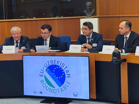 Европарламентте Өзбекстан менен парламентлераралық бирге ислесиў ҳәм гендер теңлик мәселелери додаланды